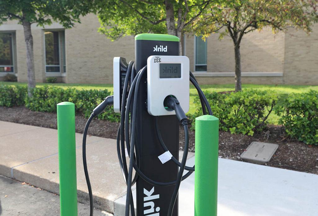 Maryville University Electric Car charging stations